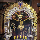 Encienda una vela para el Señor de los Milagros